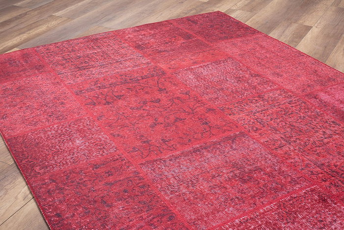 Conceptum Jazz Chenille - Red AL 164 Multicolor 150 x 230 cm Conceptum Jazz Chenille - Red AL 164 Multicolor 150 x 230 cm